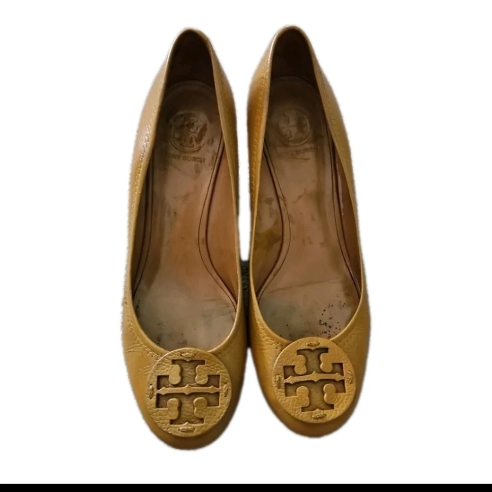 Tory Burch good pre